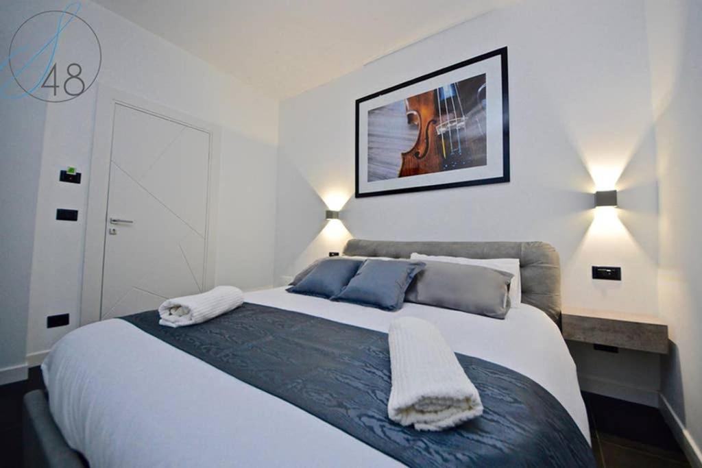 Suite Quarantotto Naples Exterior photo