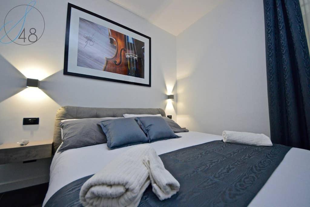 Suite Quarantotto Naples Exterior photo