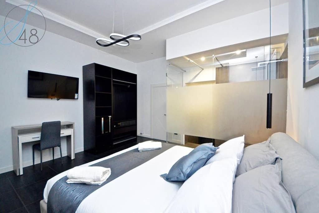 Suite Quarantotto Naples Exterior photo